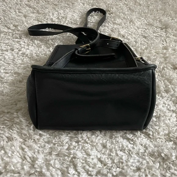 Vintage Coach 9791 Large Daypack Black Leather Backpack - Picture 10 of 14